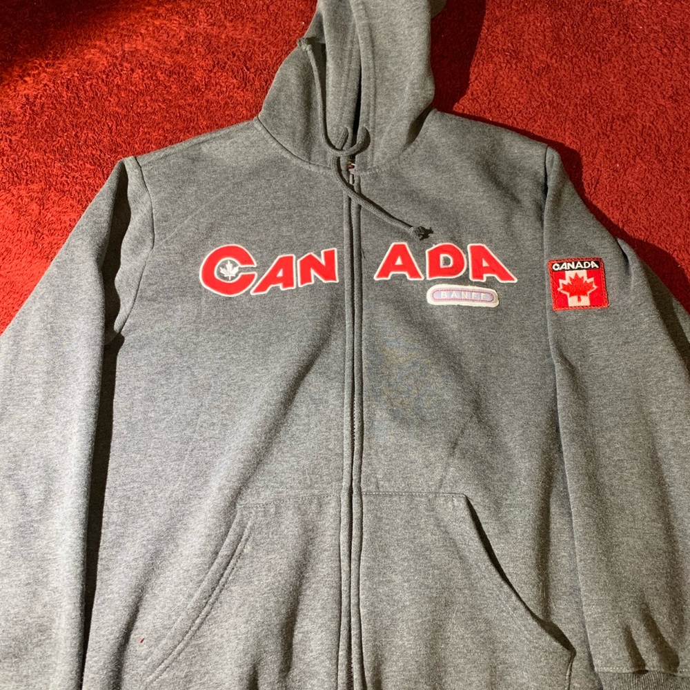 Canada sweatshirt